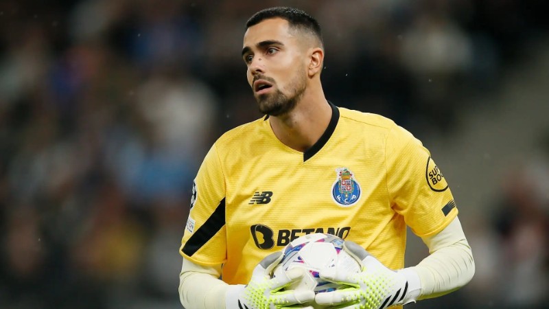 Real muốn Costa thay thế Courtois